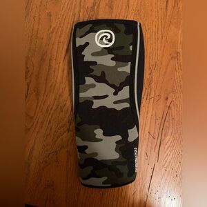 Calve Sleeve for rope climbs